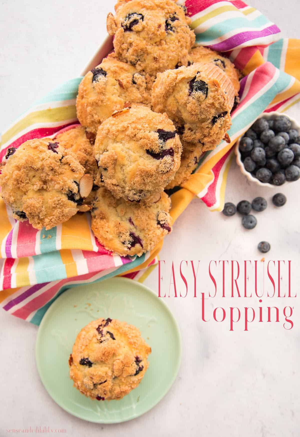 Strutsel Streusel Topping with or without Nuts - Sense & Edibility