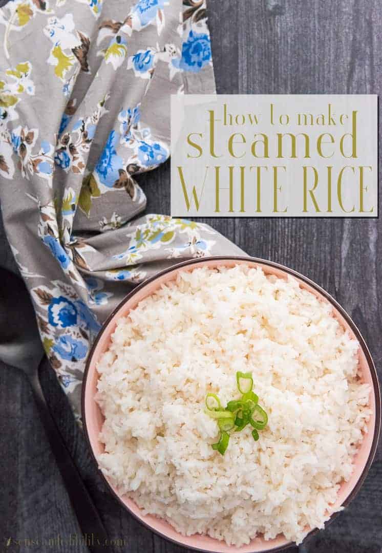Steamed white rice is a great way to bulk up everyday meals, or a way to create a simple meal when needed. #steamedwhiterice #whiterice #rice #arrozblanco #arroz #pantrymeal  via @ediblesense