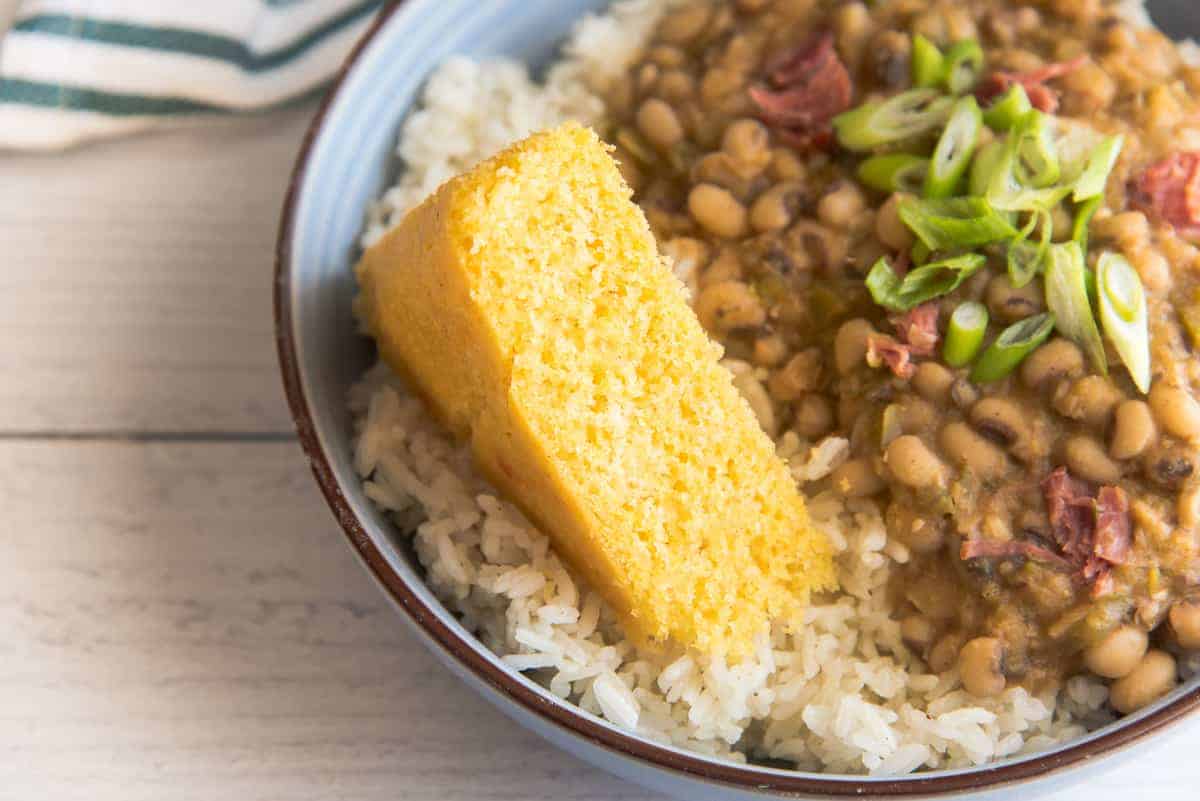 Cornbread for Loaves, Cast Iron, or Muffins