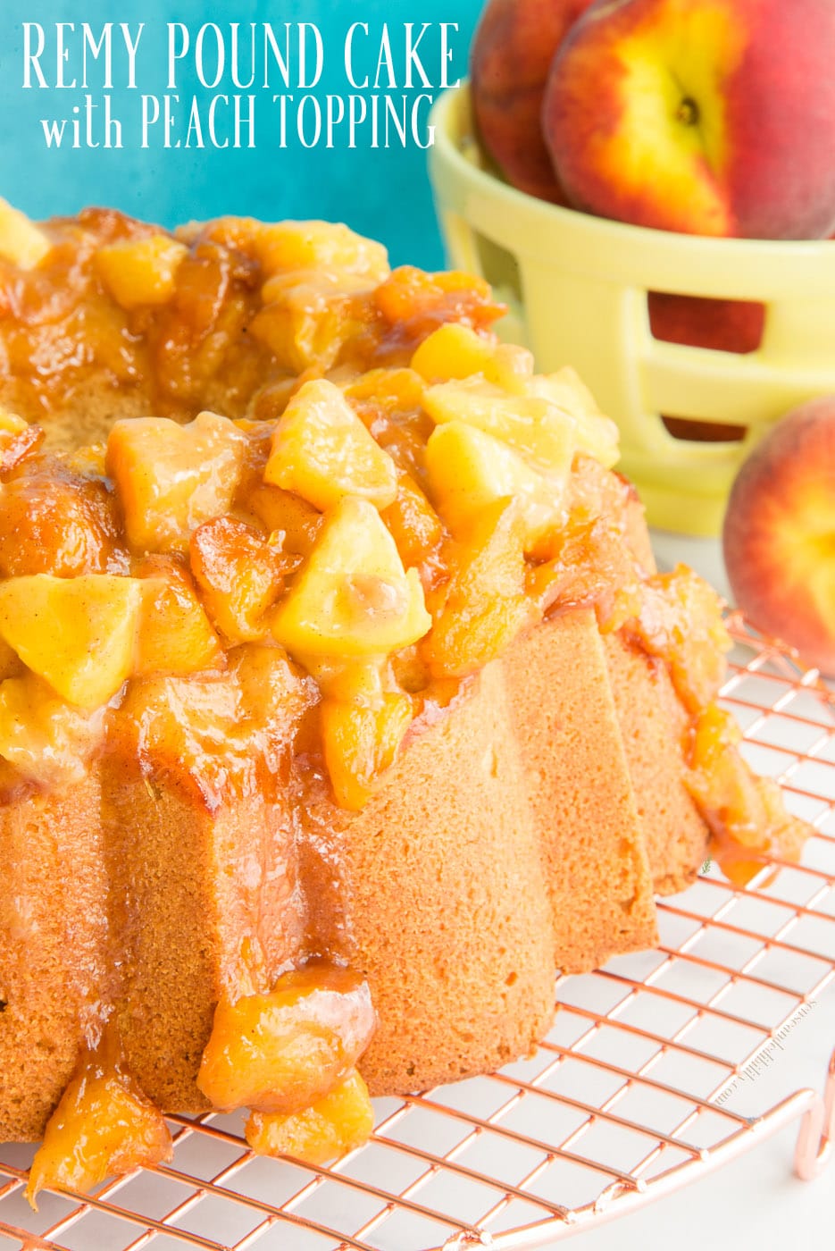 This Remy Pound Cake with Peach Topping has the vanilla and peach notes of the beloved champagne cognac, with the fruitiness of a fresh peach topping. Made with brown sugar, this pound cake is moist and fluffy and perfect for peach season. #remymartin #champagnecognac #peachpoundcake #poundcake #brownsugarpoundcake #cognacpoundcake #baking #bakingcakes #summerdessertrecipe #recetadepoundcake #bizcocho #BBQdessert via @ediblesense