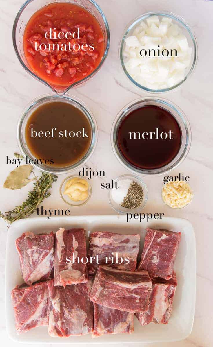 The ingredients to prepare the recipe are labeled